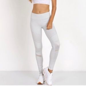 Alo Yoga Moto Legging Light Grey XS
